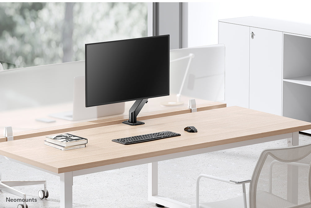 Neomounts DS70-700BL1 Full-Motion Monitor-Büroarm fir 17-27 inch Ekranen - Schwaarz