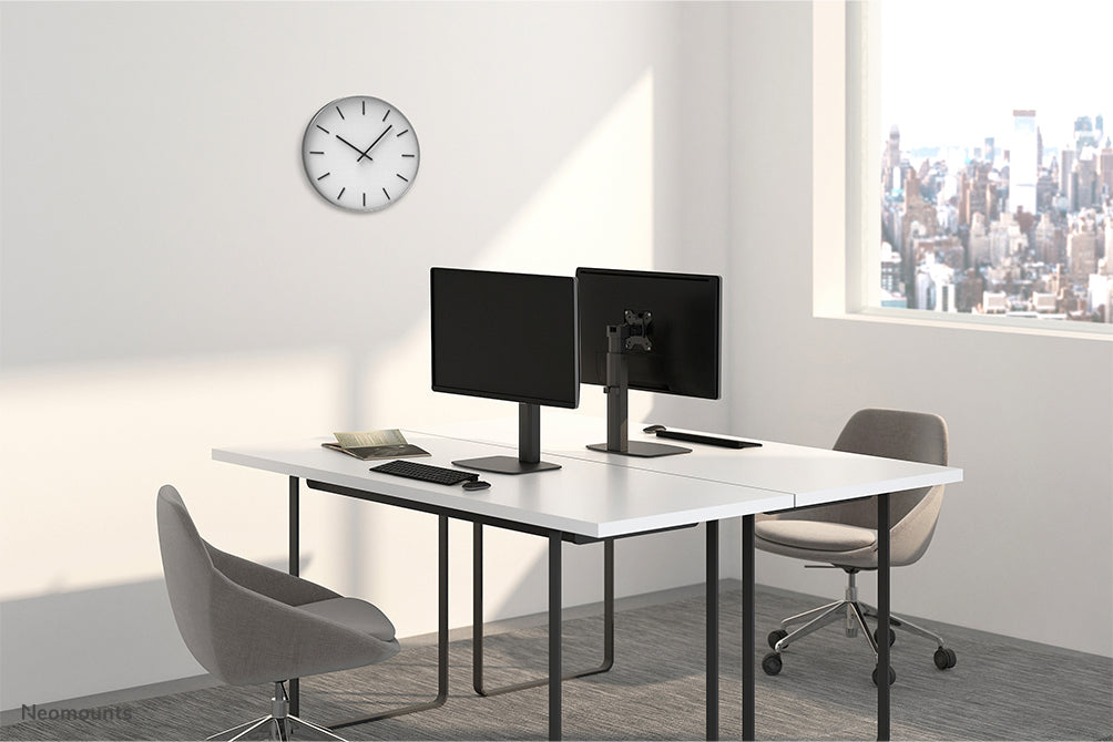 Neomounts FPMA-D865 Schwaarz ass eng Bureaustäip fir Flat Screens bis t/m 32 inch (81 cm).