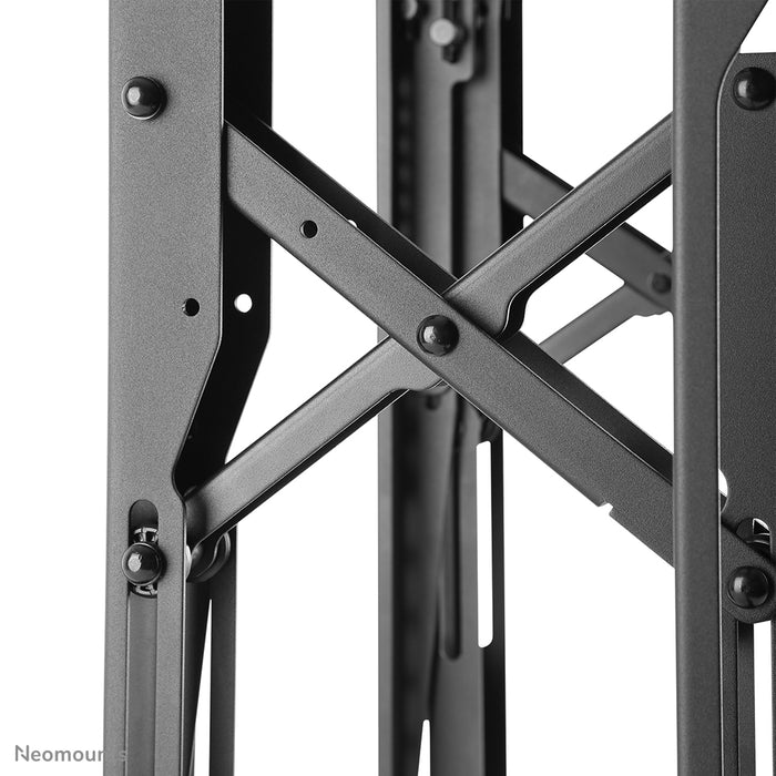 Neomounts LED-VW2500 schwaarz1 ass eng flaach Video-Wall-Wandhalterung fir Ekranen bis 75 inch (191 cm), fir horizontal an vertikal Montéierung - Schwaarz
