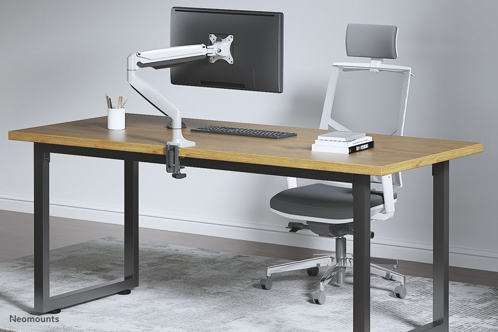 Neomounts NM-D750 wäiss ass eng Schreifdësch-Halterung mat Gasfieder fir Flatscreens bis 32 inch (82 cm).