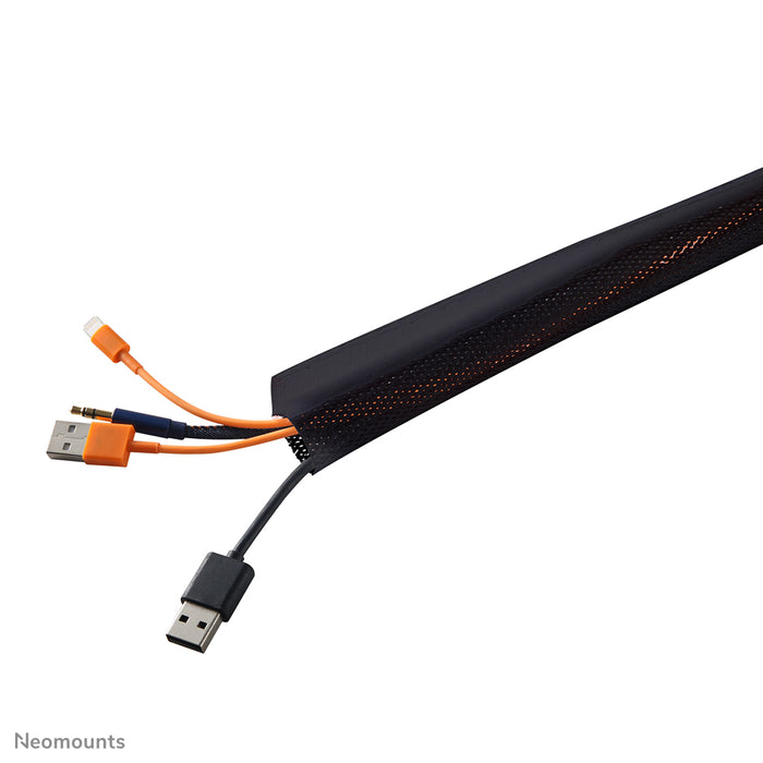Neomounts NS-CS200 schwaarz ass eng Kabelstrëmp vu 2 Meter.