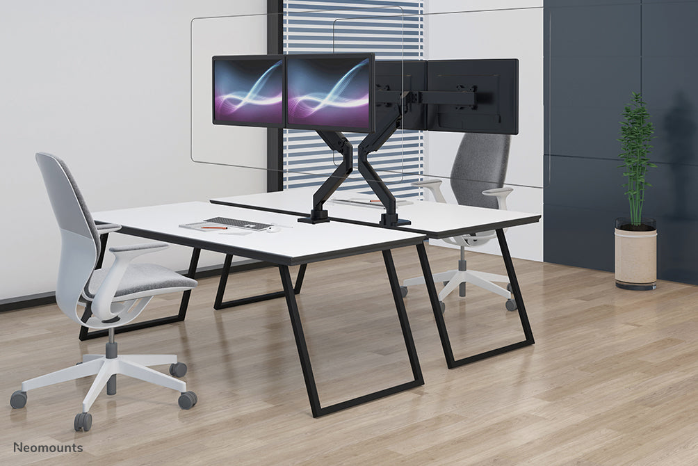 Neomounts NS-PLXPROTECT2 ass eng transparent Schutzscheif fir 2 Flat-Screens a bitt Ofstandsschutz um Aarbechtsplaz - Transparent Acrylaat, 100% recycléierbar | PLXPROTECT ass als EU-Design-Patent registréiert |