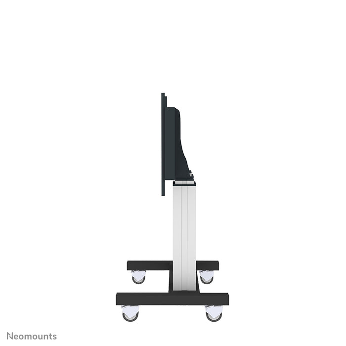 Neomounts PLASMA-M2600 sëlwer ass eng elektresch héichtverstellbar Trolley fir Flat-Screens t/m 120 inch (305 cm).