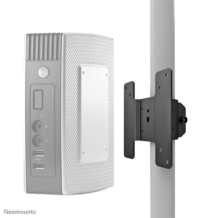Neomounts Mat dësem Thin-Client-Halter, Modell THINCLIENT-05, montéiert Dir en Thin Client ganz einfach op engem Monitorarm.
