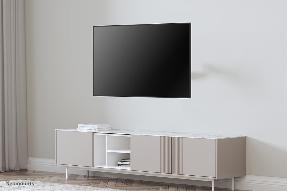 Neomounts WL70-550BL14 Full-Motion Wandhalerung fir 32-55 inch Écrane - Schwaarz